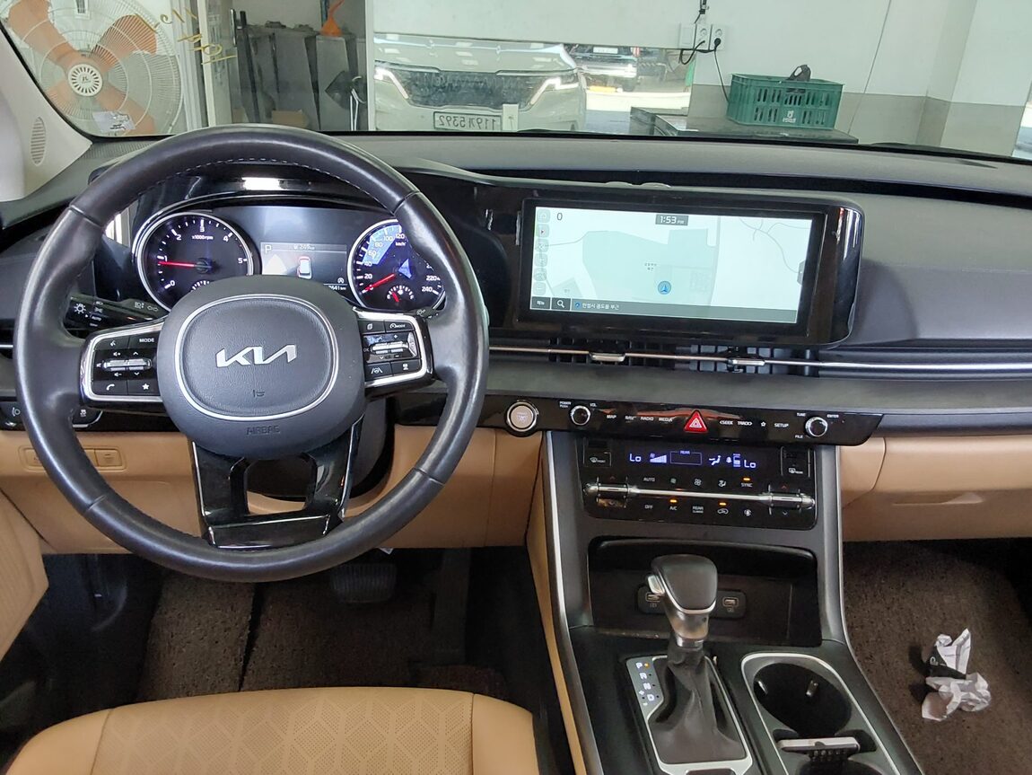 KIA NEW CARNIVAL (KA4) 9-SEATER DIESEL PRESTIGE 2023 - zdjęcie 11