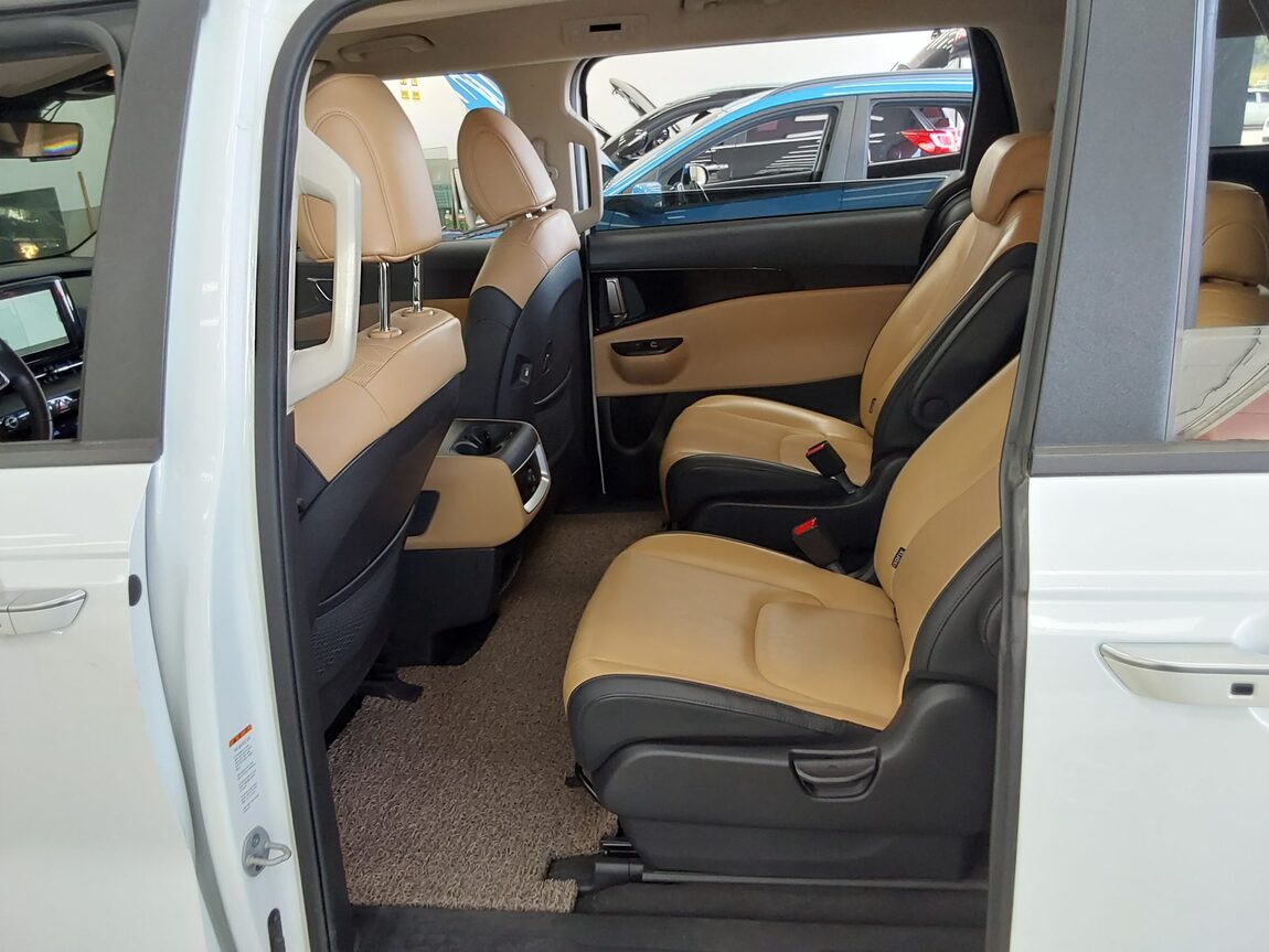 KIA NEW CARNIVAL (KA4) 9-SEATER DIESEL PRESTIGE 2023 - zdjęcie 12