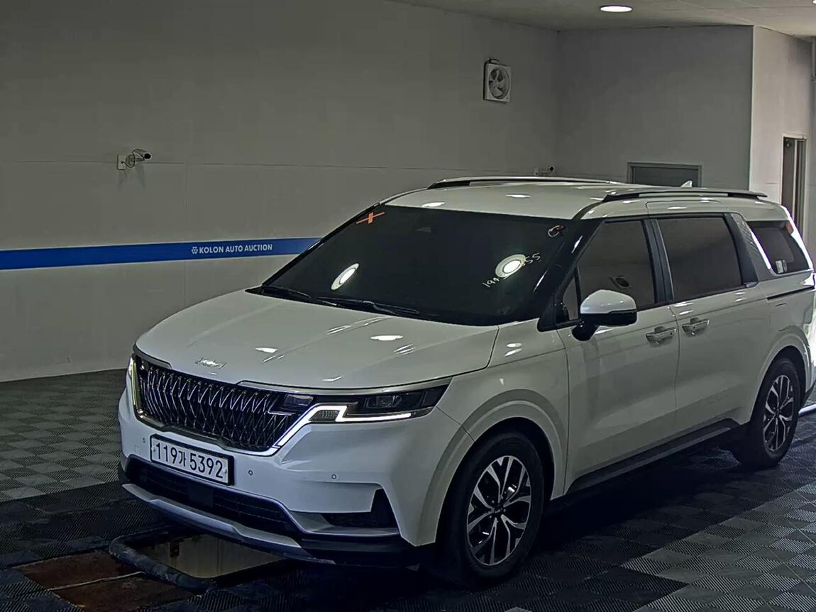 KIA NEW CARNIVAL (KA4) 9-SEATER DIESEL PRESTIGE 2023 - zdjęcie 2