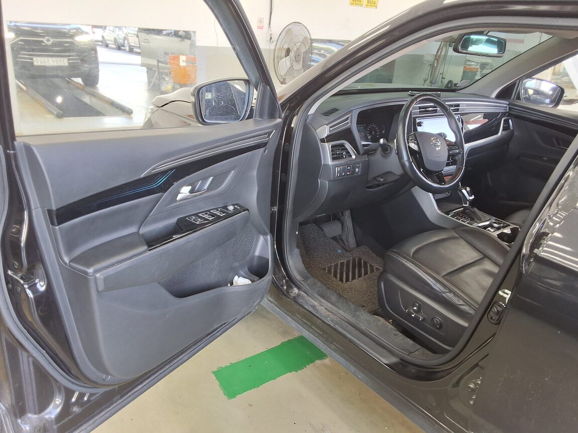 KG MOBILITY (SSANGYONG) ALL NEW KORANDO 1.5 GASOLINE 2WD C5 PLUS 2020 - zdjęcie 10