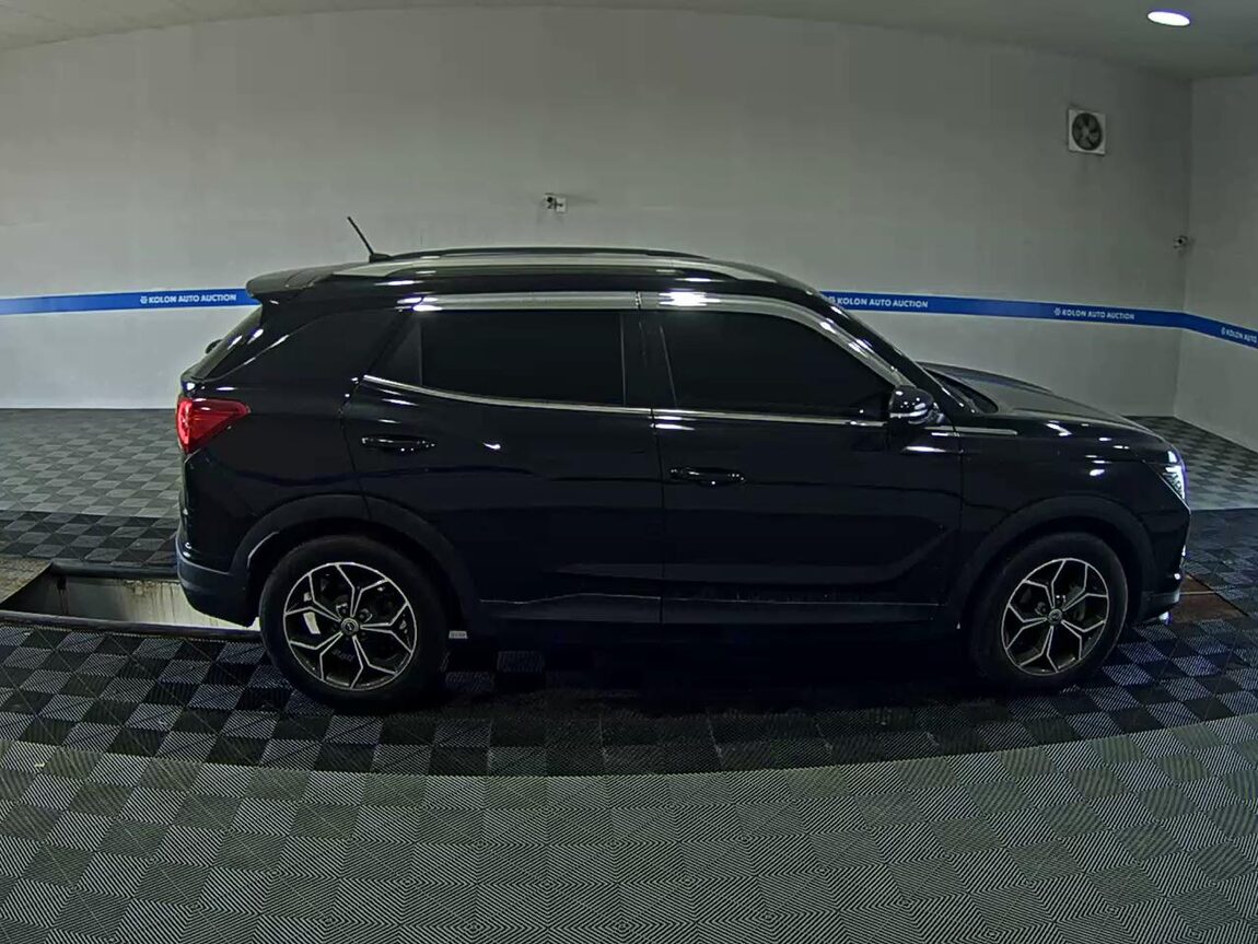 KG MOBILITY (SSANGYONG) ALL NEW KORANDO 1.5 GASOLINE 2WD C5 PLUS 2020 - zdjęcie 4