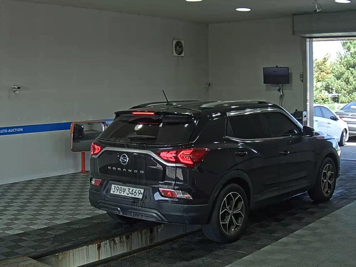 KG MOBILITY (SSANGYONG) ALL NEW KORANDO 1.5 GASOLINE 2WD C5 PLUS 2020 - zdjęcie 5
