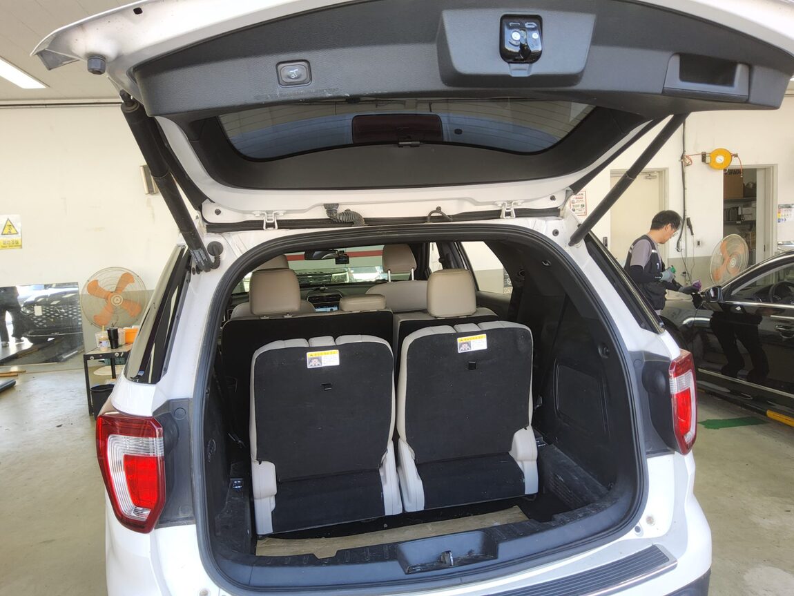 FORD EXPLORER (5TH GEN) 2.3 AWD LIMITED 2019 - zdjęcie 15