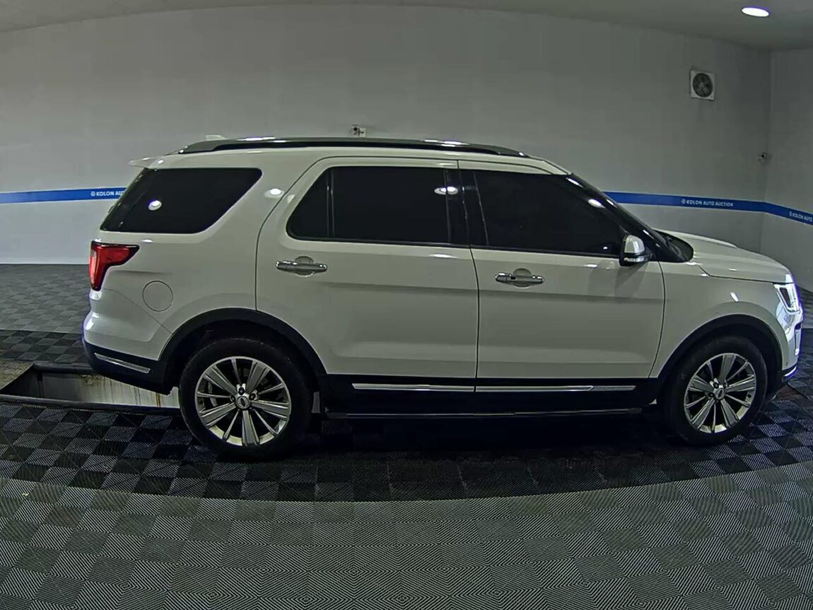 FORD EXPLORER (5TH GEN) 2.3 AWD LIMITED 2019 - zdjęcie 4