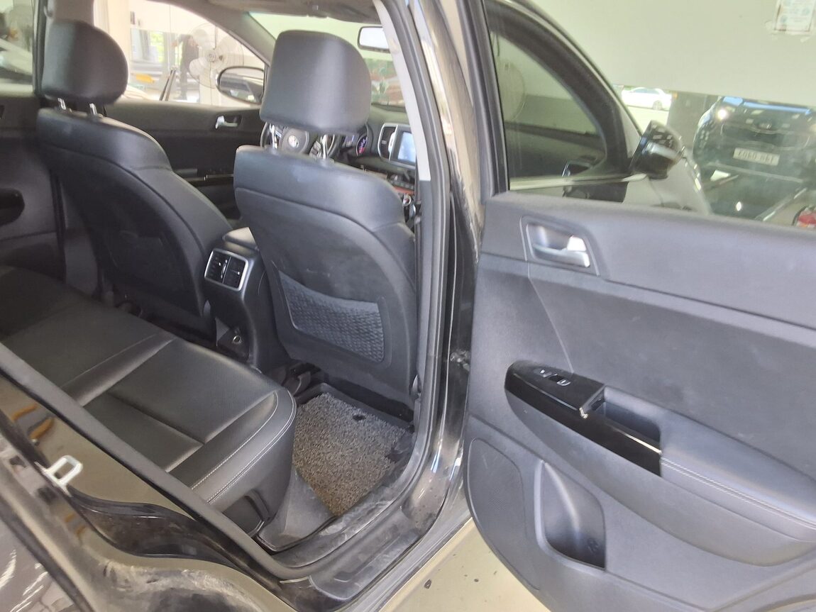 KIA NEW SPORTAGE R2.0 2WD NOBLESSE 2017 - zdjęcie 13
