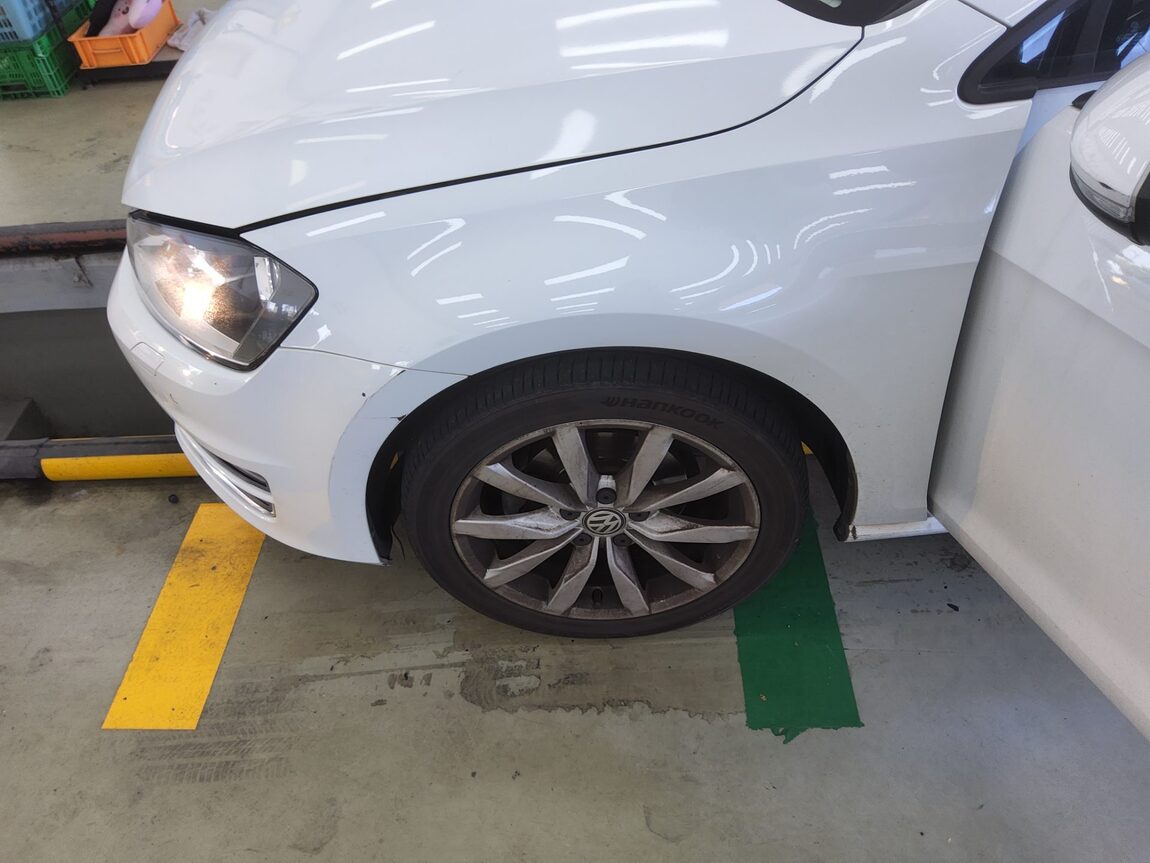 VOLKSWAGEN GOLF (7TH GEN) 1.6 TDI BLUEMOTION 2015 - zdjęcie 20