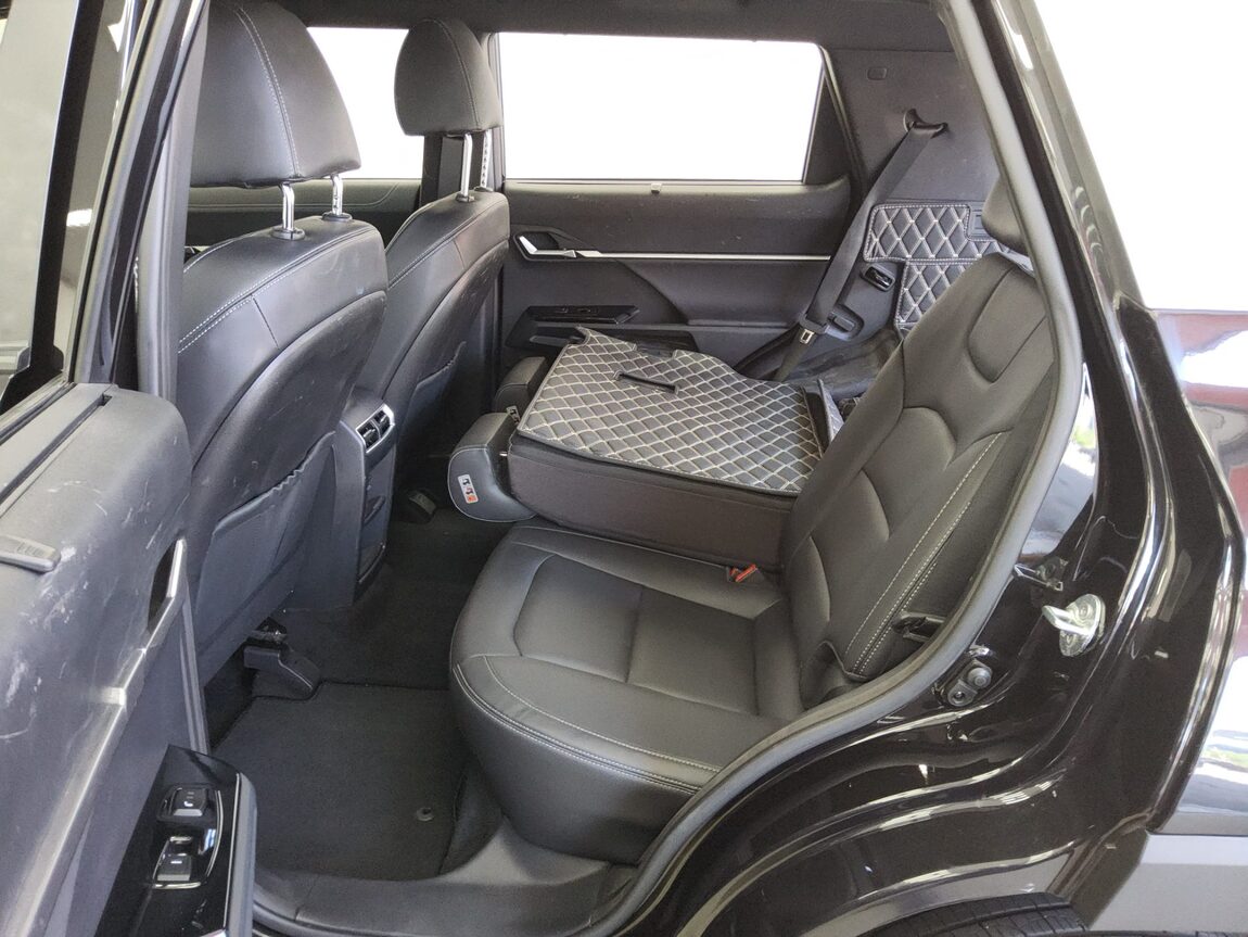 KG MOBILITY (SSANGYONG) TORRES 1.5 GDI-T 2WD T7 2023 - zdjęcie 12