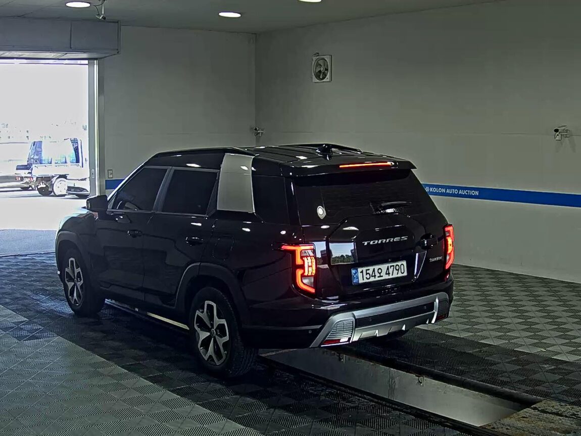 KG MOBILITY (SSANGYONG) TORRES 1.5 GDI-T 2WD T7 2023 - zdjęcie 6