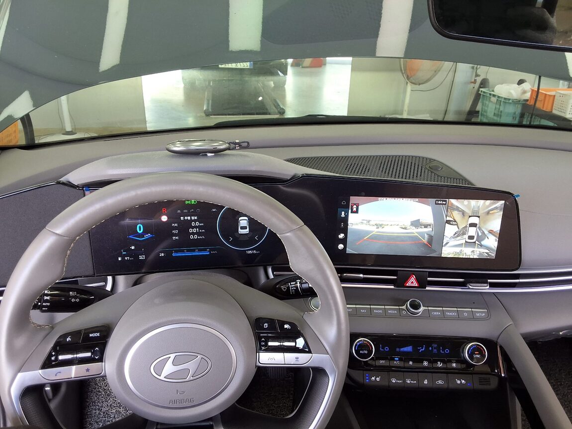 HYUNDAI THE NEW AVANTE (CN7) GASOLINE 1.6 INSPIRATION 2025 - zdjęcie 17