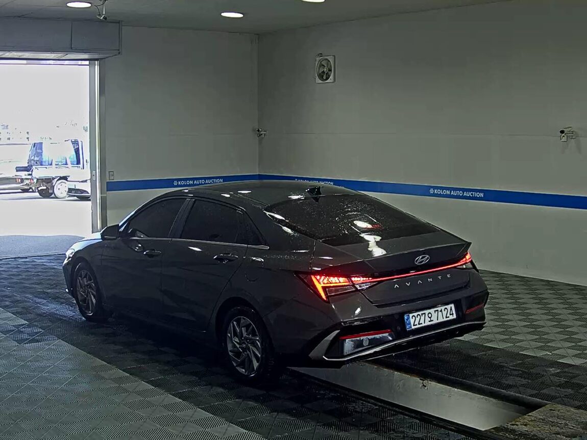 HYUNDAI THE NEW AVANTE (CN7) GASOLINE 1.6 INSPIRATION 2025 - zdjęcie 6