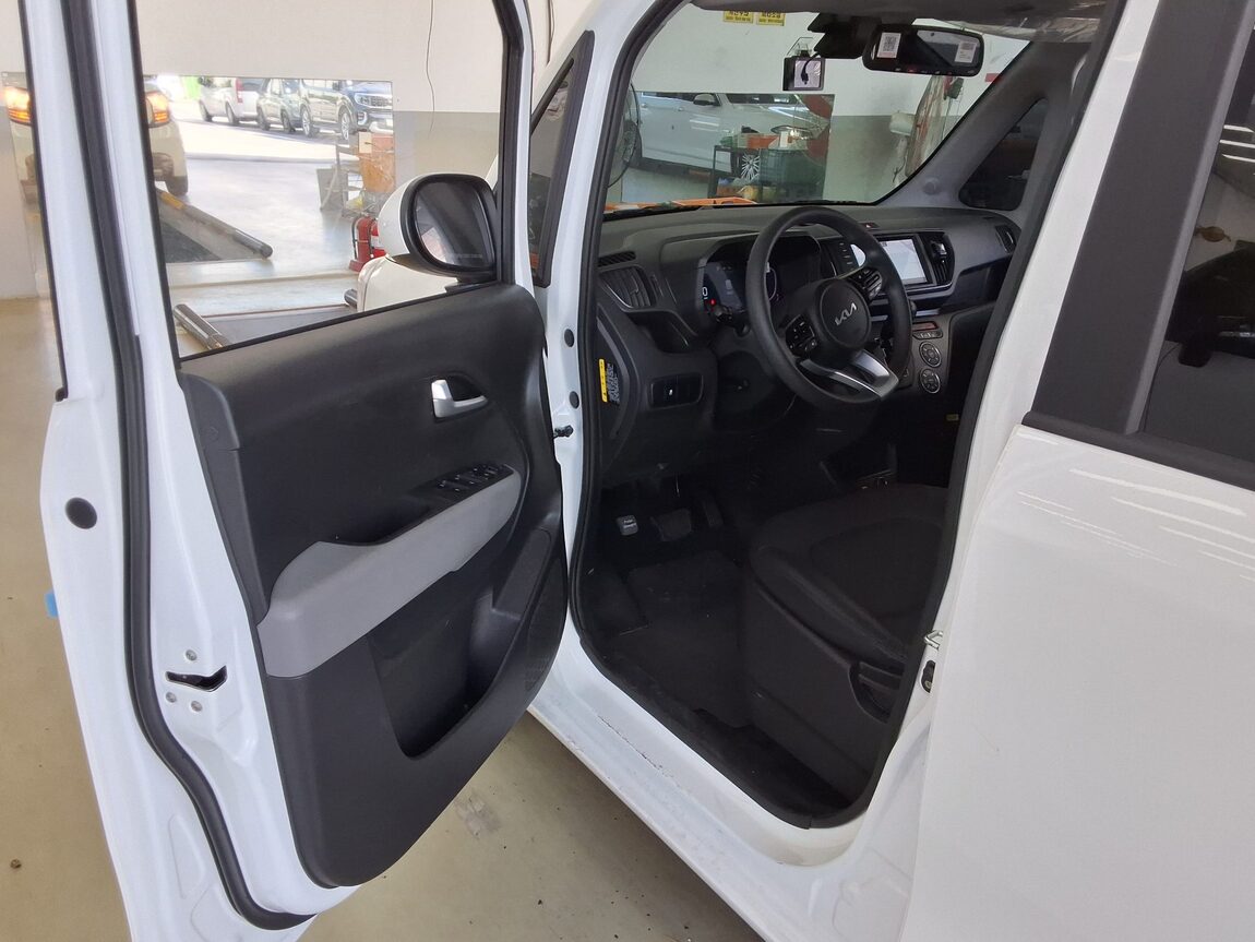 KIA THE NEW KIA RAY 1.0 GASOLINE TRENDY 2026 - zdjęcie 10