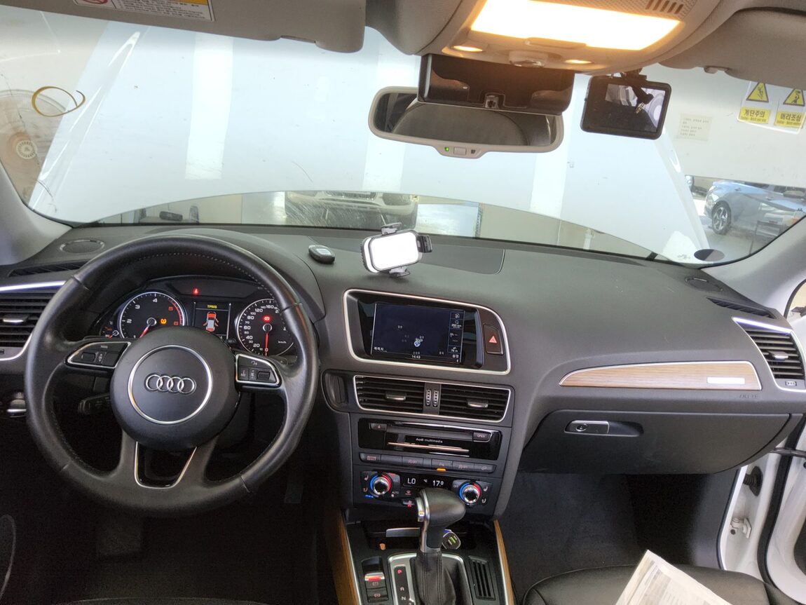 AUDI Q5 45 TDI QUATTRO DYNAMIC 2016 - zdjęcie 11