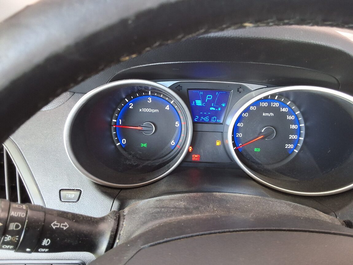 HYUNDAI NEW TUCSON ix DIESEL R2.0 2WD SMART SPECIAL 2014 - zdjęcie 9
