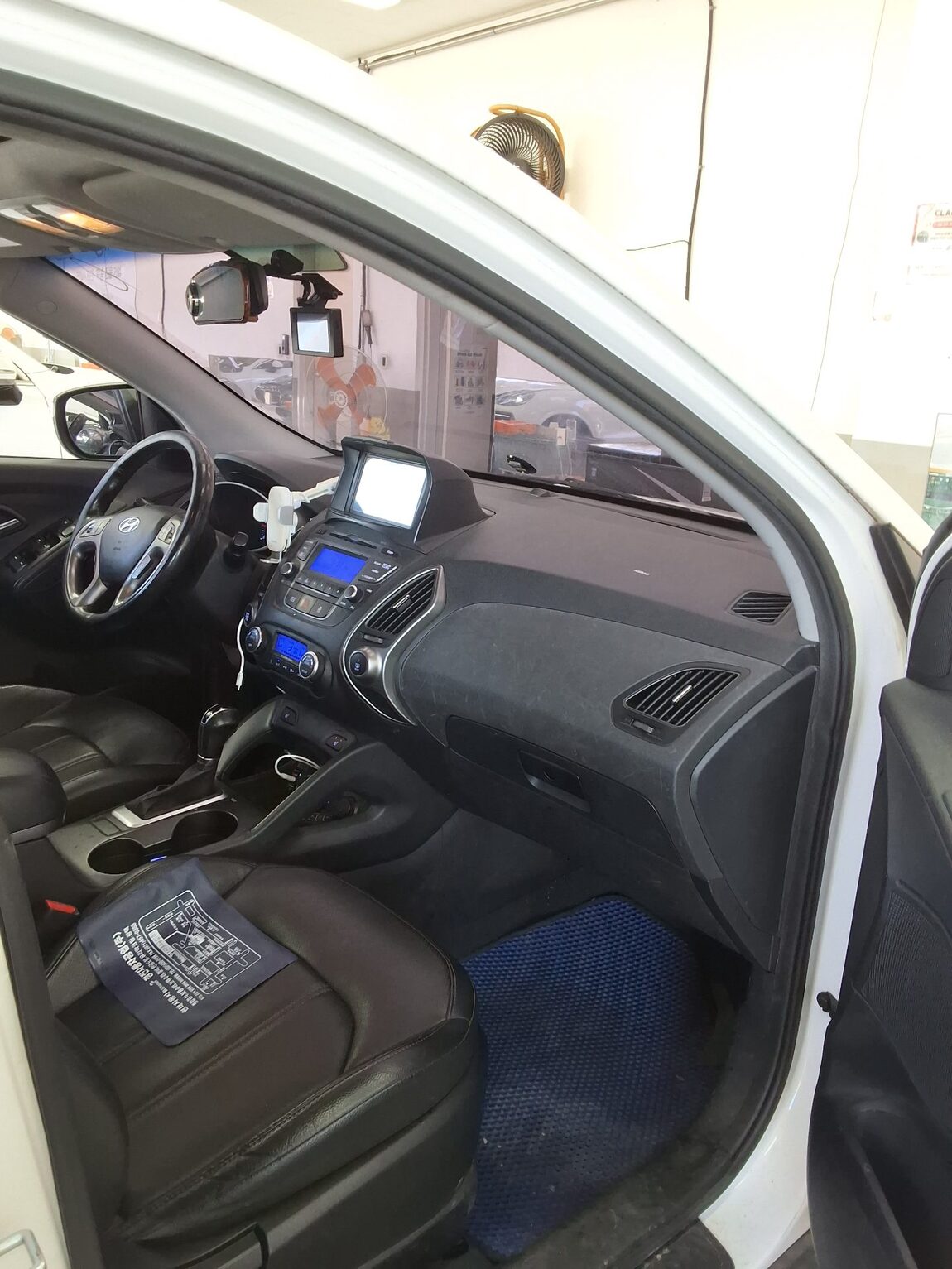 HYUNDAI NEW TUCSON ix DIESEL R2.0 2WD SMART SPECIAL 2014 - zdjęcie 14