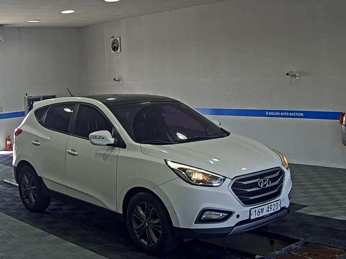 HYUNDAI NEW TUCSON ix DIESEL R2.0 2WD SMART SPECIAL 2014 - zdjęcie 3