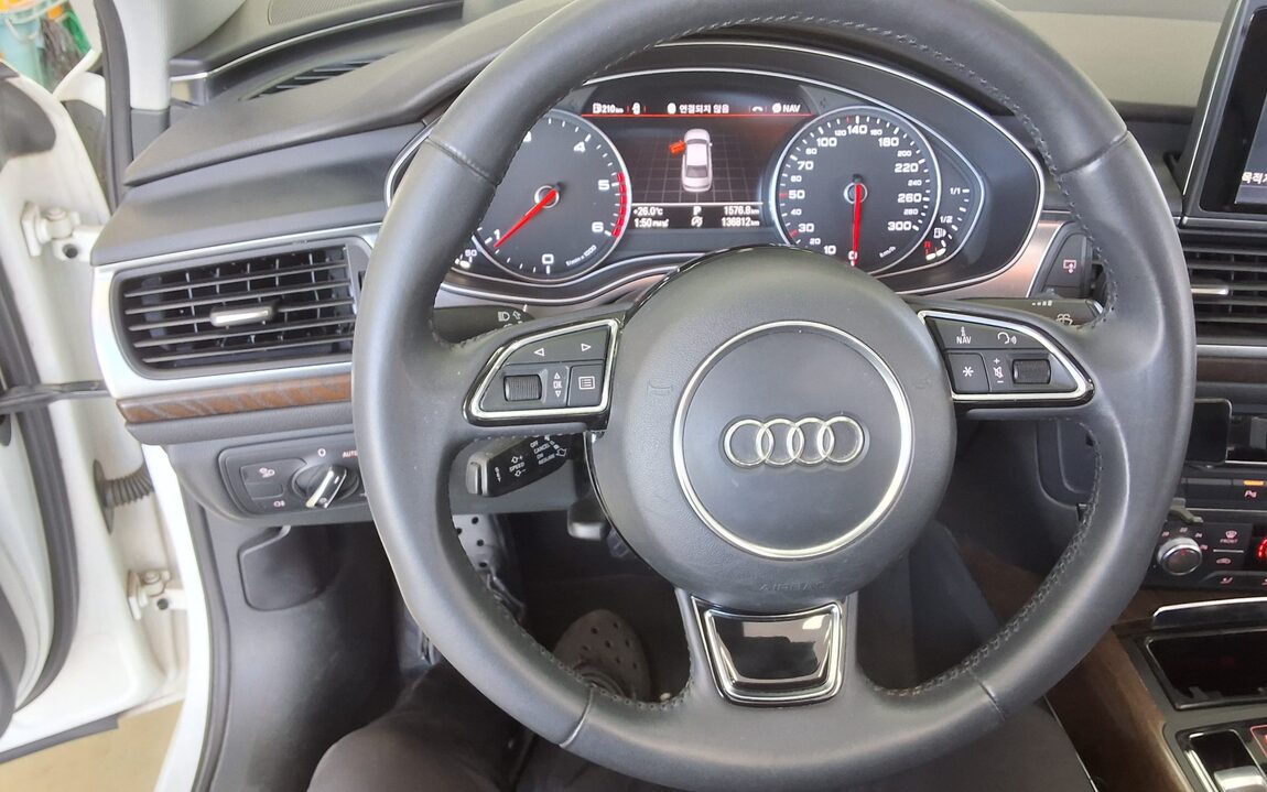 AUDI A6 (4TH GEN) 2.0 TDI DYNAMIC 2014 - zdjęcie 17