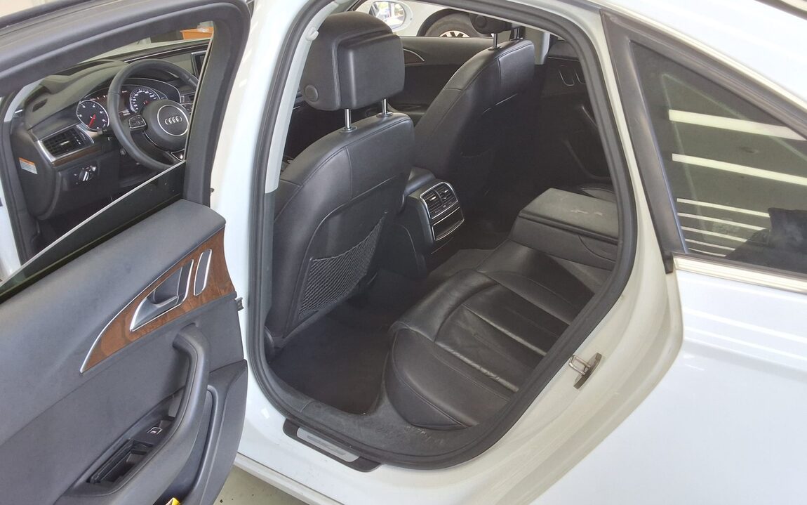 AUDI A6 (4TH GEN) 2.0 TDI DYNAMIC 2014 - zdjęcie 12