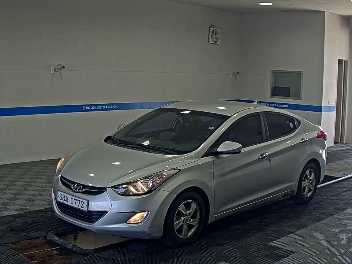 HYUNDAI AVANTE MD M16 GDi SMART 2013 - zdjęcie 2