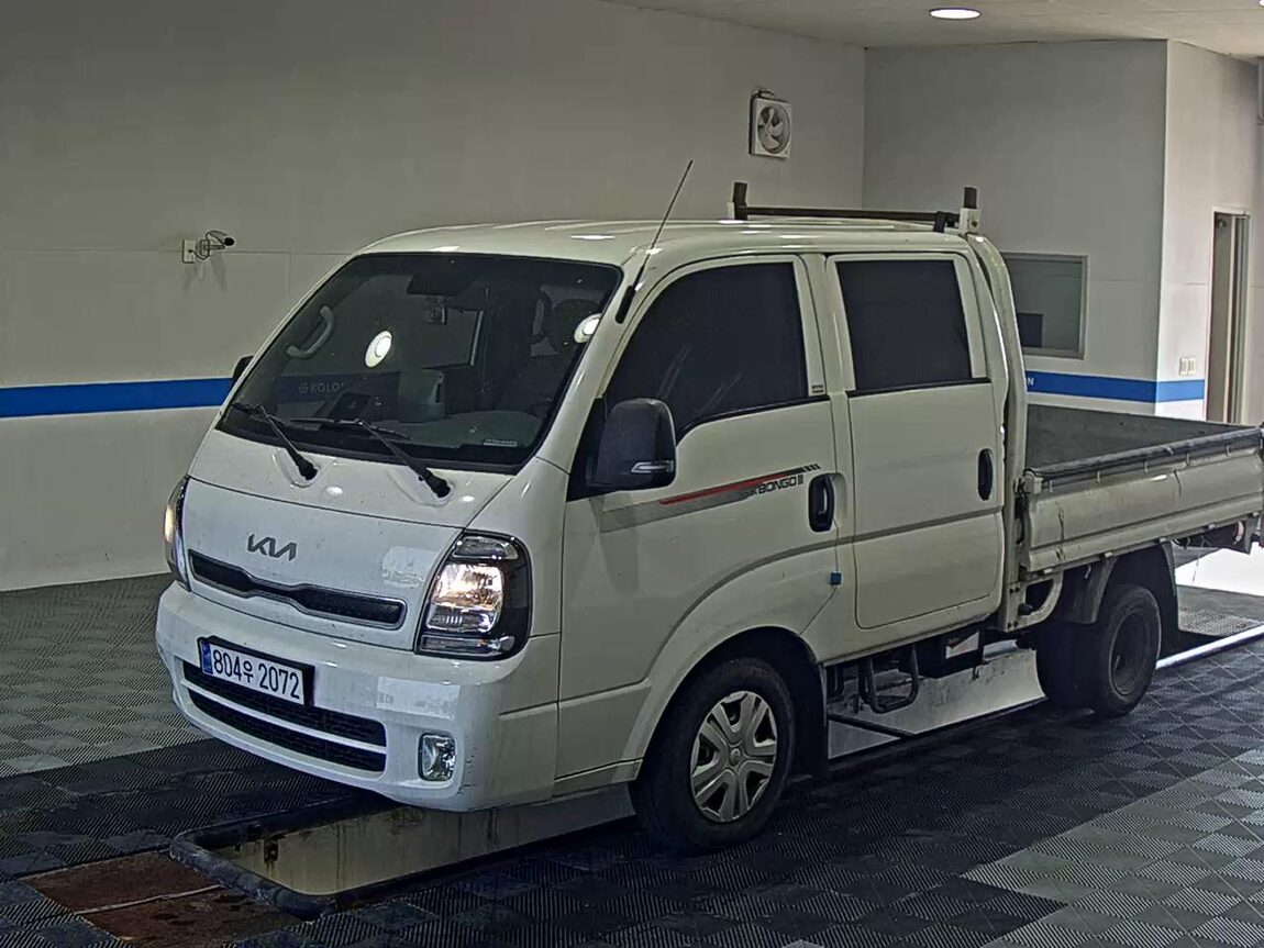 KIA THE NEW BONGO III CARGO 1 TON DOUBLE CAB EXTRA LONG WHEELBASE GLS 2022 - zdjęcie 2