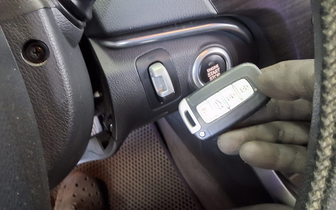 KIA K7 PRESTIGE 2.4 GDI LUXURY 2012 - zdjęcie 20