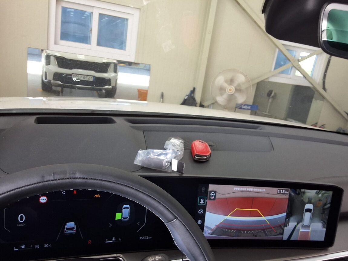 KIA THE NEW SORENTO (MQ4) 2.5 GASOLINE 2WD NOBLESSE 2024 - zdjęcie 24