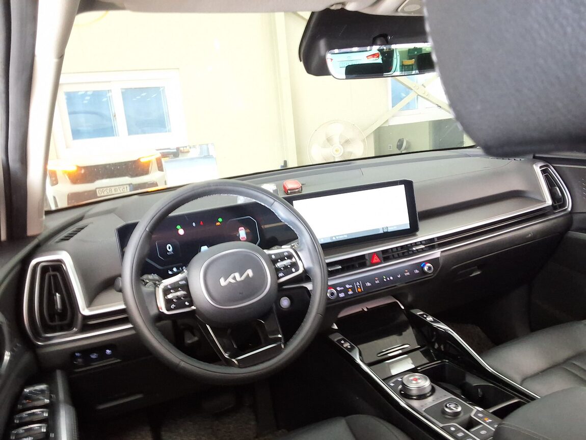 KIA THE NEW SORENTO (MQ4) 2.5 GASOLINE 2WD NOBLESSE 2024 - zdjęcie 12