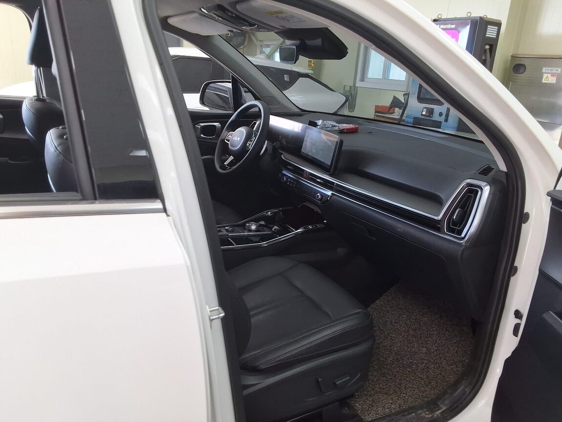 KIA THE NEW SORENTO (MQ4) 2.5 GASOLINE 2WD NOBLESSE 2024 - zdjęcie 15