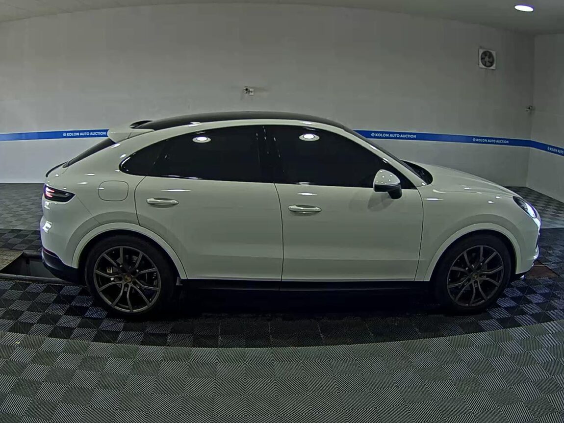 PORSCHE CAYENNE (3RD GEN) 3.0 V6 COUPE 2023 - zdjęcie 4