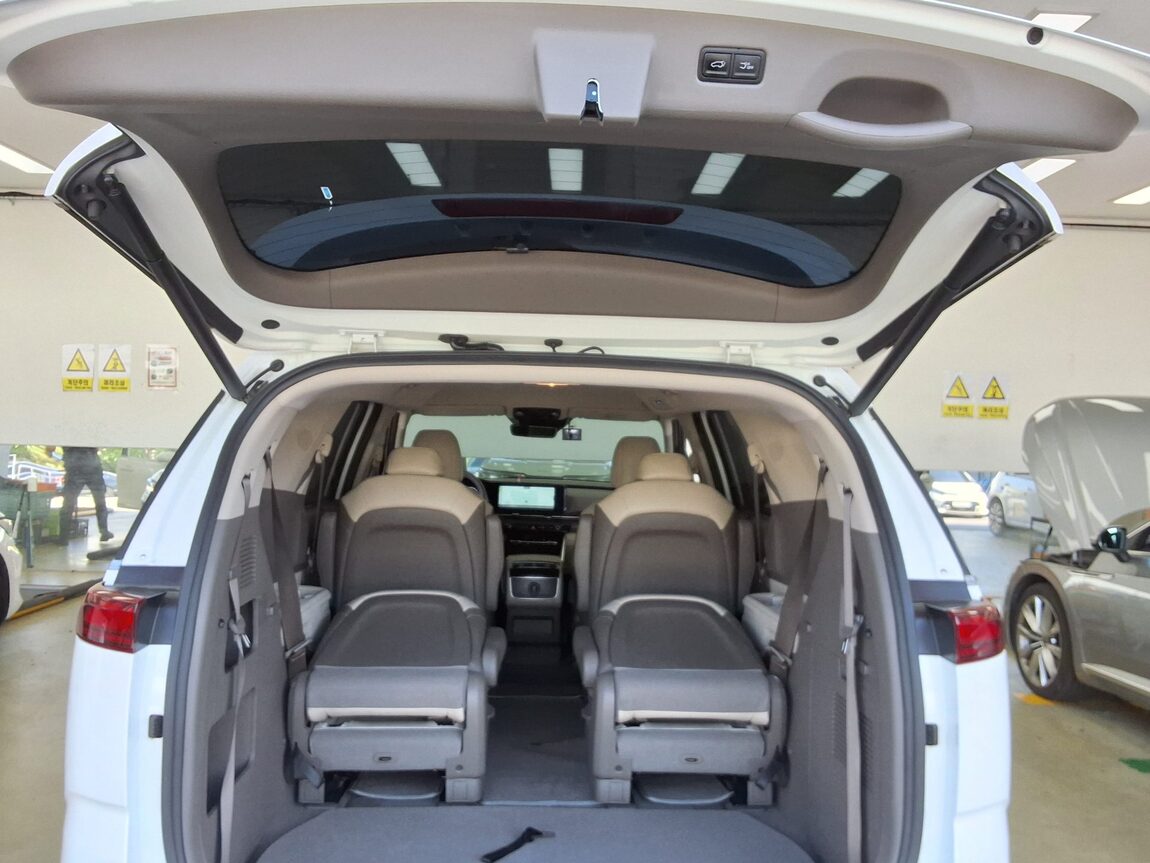 KIA NEW CARNIVAL (KA4) 9-SEATER GASOLINE NOBLESSE 2023 - zdjęcie 15