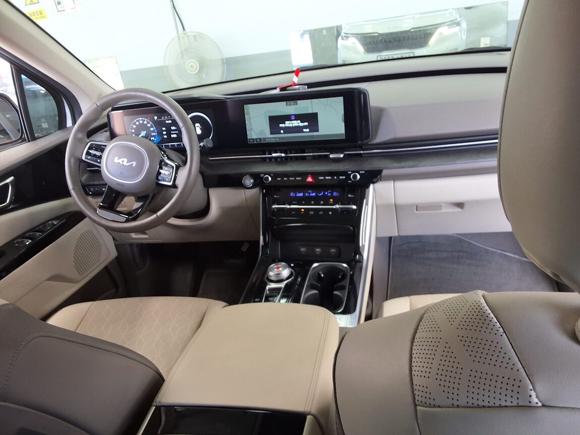 KIA NEW CARNIVAL (KA4) 9-SEATER GASOLINE NOBLESSE 2023 - zdjęcie 11