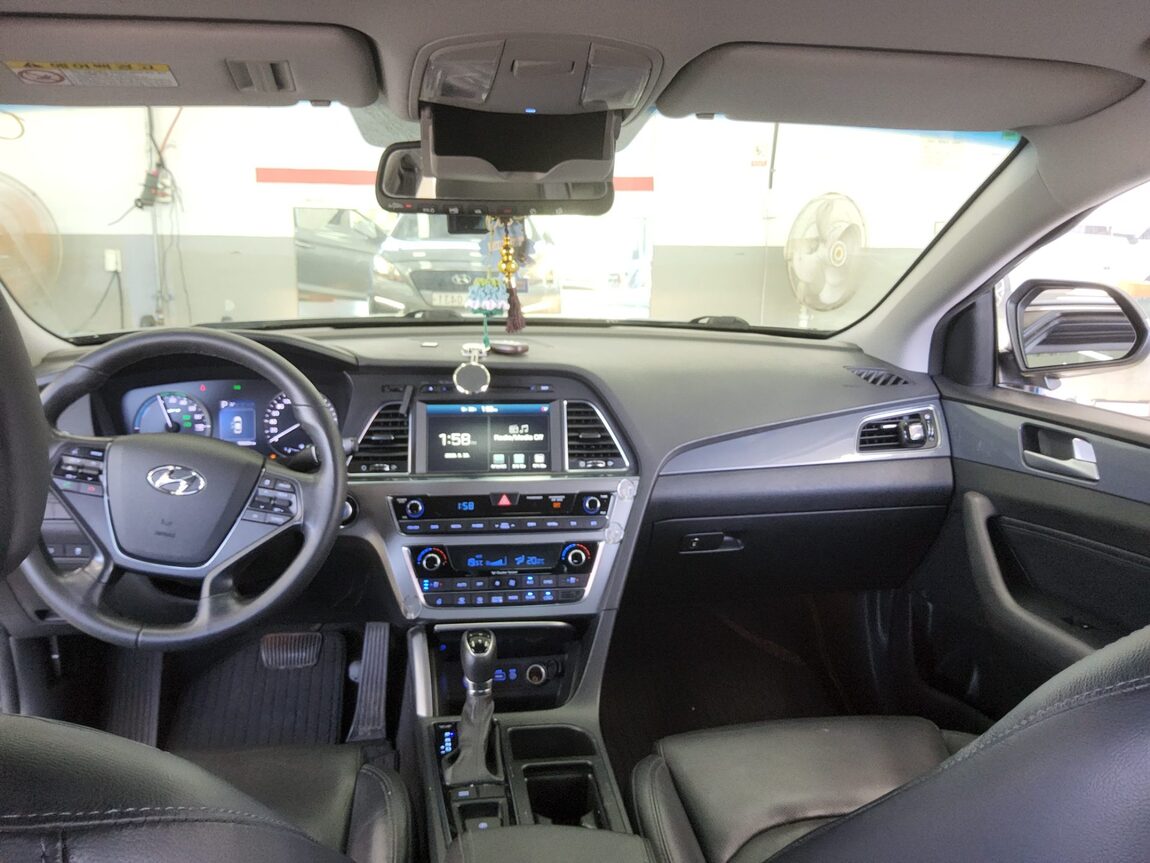 HYUNDAI LF SONATA HYBRID 2.0 HEV PREMIUM 2017 - zdjęcie 11