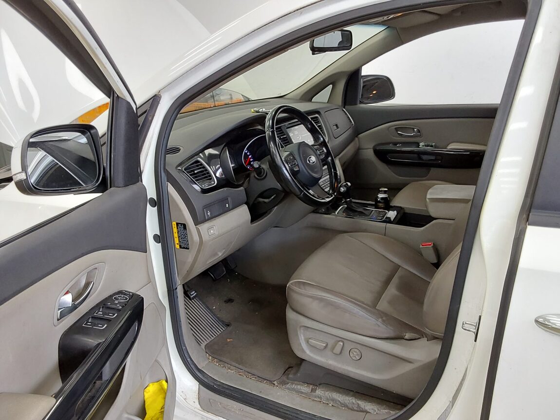 KIA ALL NEW CARNIVAL 9-SEATER DIESEL PRESTIGE 2015 - zdjęcie 10