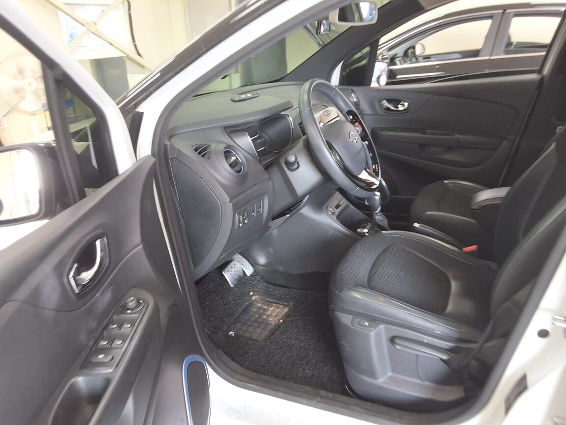 RENAULT (SAMSUNG) QM3 RE SIGNATURE ETOILE WHITE BODY 2017 - zdjęcie 11