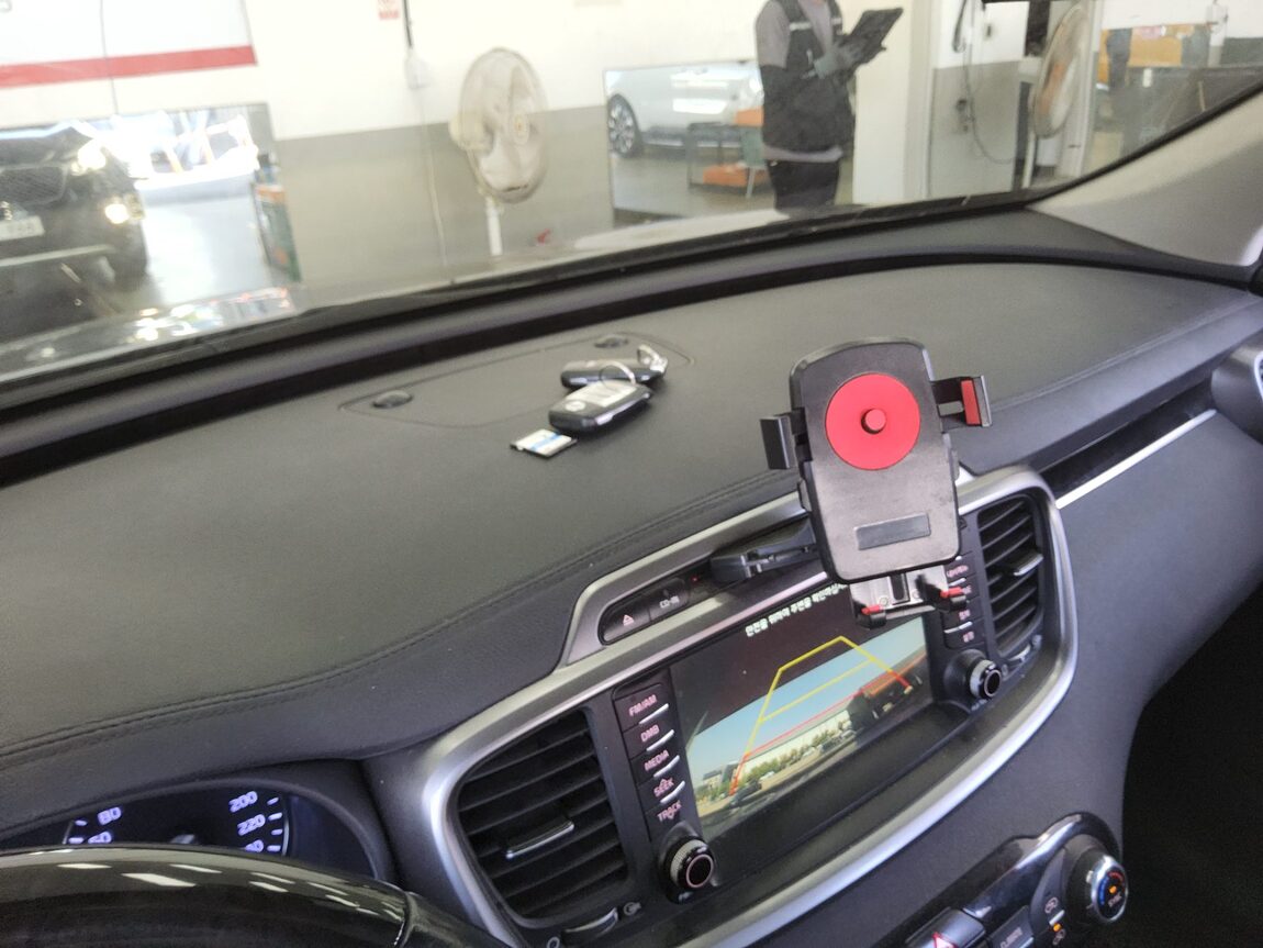 KIA ALL NEW SORENTO R2.0 4WD NOBLESSE 2015 - zdjęcie 17