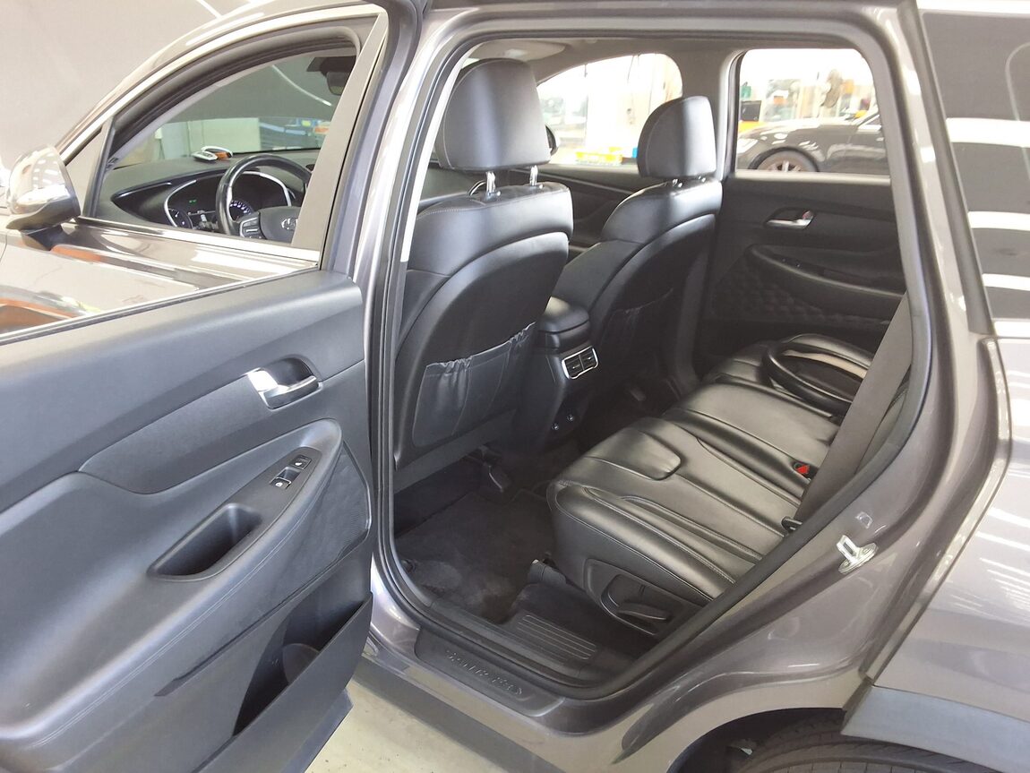 HYUNDAI THE NEW SANTA FE DIESEL 2.2 2WD PREMIUM 2021 - zdjęcie 12