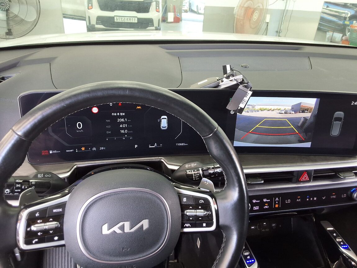 KIA THE NEW SORENTO (MQ4) 2.2 DIESEL 4WD PRESTIGE 2024 - zdjęcie 17