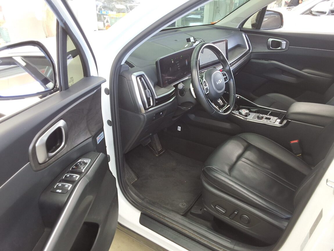 KIA THE NEW SORENTO (MQ4) 2.2 DIESEL 4WD PRESTIGE 2024 - zdjęcie 10