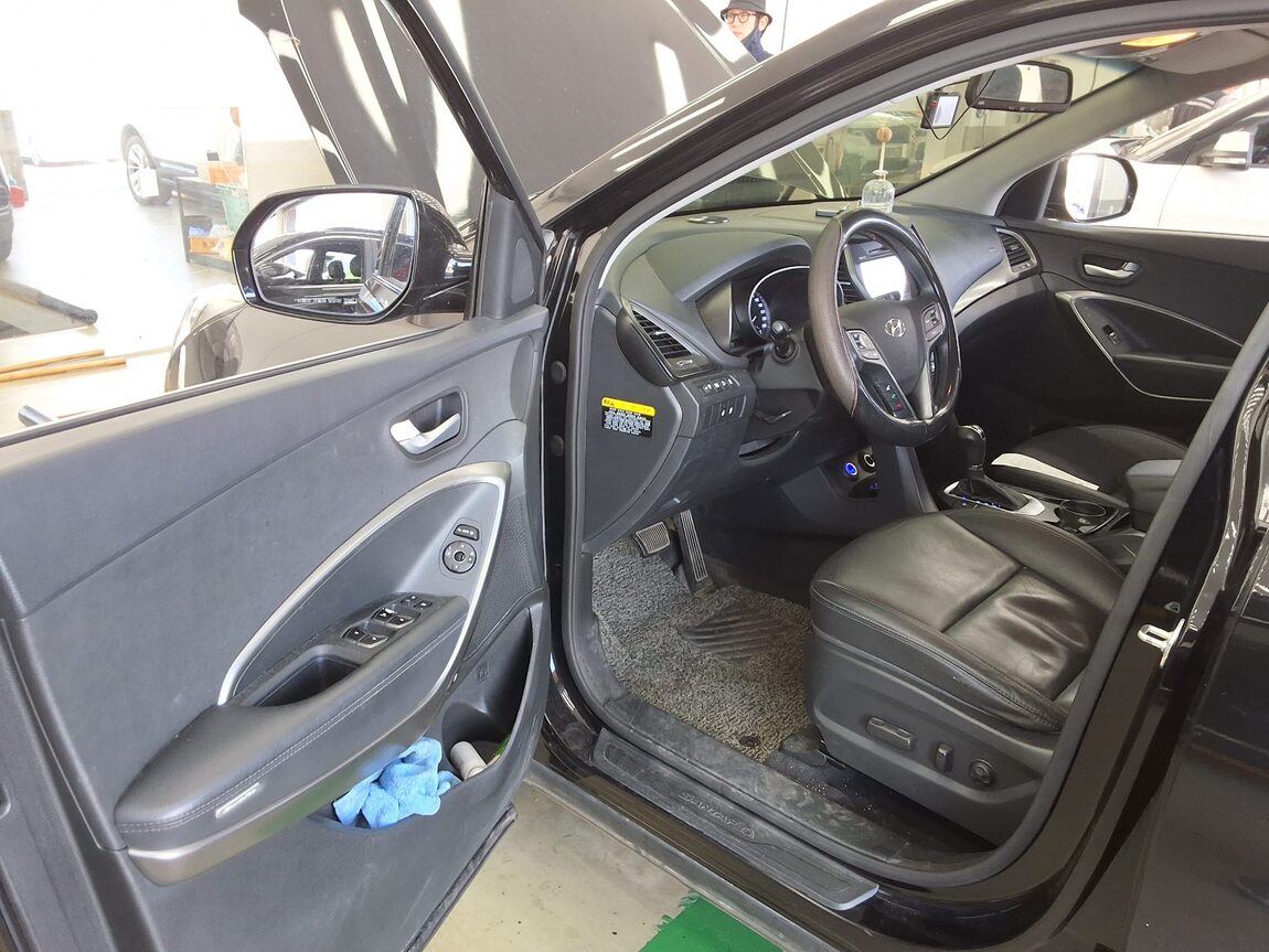 HYUNDAI SANTA FE THE PRIME DIESEL R2.0 2WD PREMIUM 2018 - zdjęcie 10