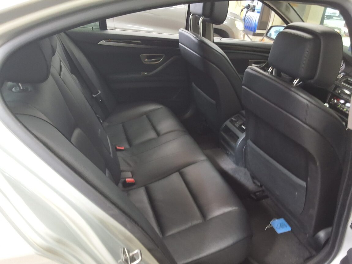 BMW 5 SERIES (6TH GEN) 520d 2010 - zdjęcie 14