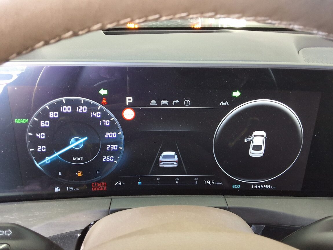 KIA K8 HYBRID HEV SIGNATURE 2022 - zdjęcie 9