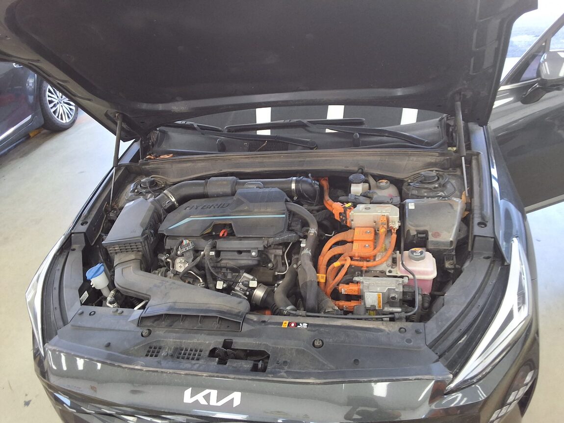 KIA K8 HYBRID HEV SIGNATURE 2022 - zdjęcie 19