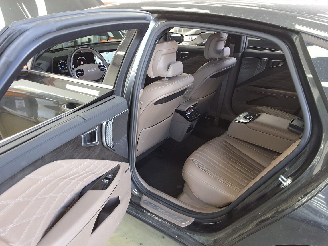 KIA K8 HYBRID HEV SIGNATURE 2022 - zdjęcie 12