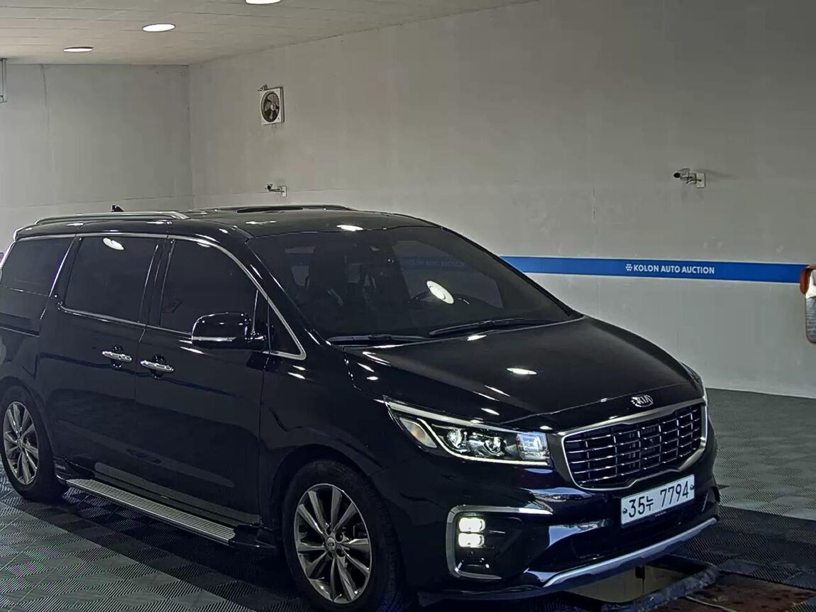 KIA THE NEW CARNIVAL 9-SEATER DIESEL NOBLESSE SPECIAL 2019 - zdjęcie 3