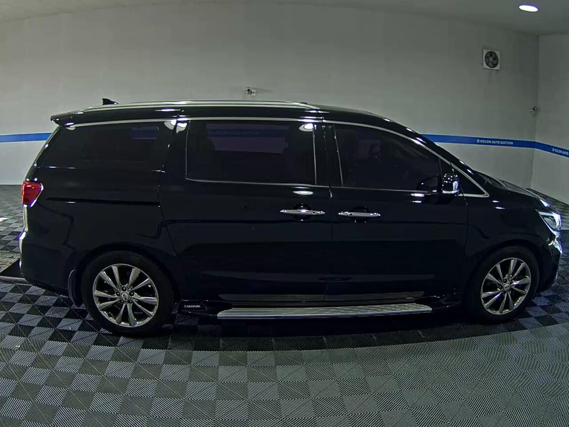 KIA THE NEW CARNIVAL 9-SEATER DIESEL NOBLESSE SPECIAL 2019 - zdjęcie 4