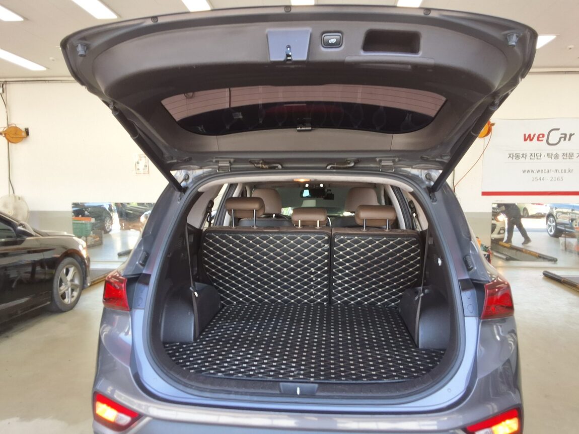 HYUNDAI SANTA FE (TM) R2.2 2WD PRESTIGE 2019 - zdjęcie 15