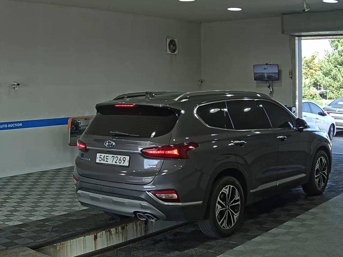 HYUNDAI SANTA FE (TM) R2.2 2WD PRESTIGE 2019 - zdjęcie 5