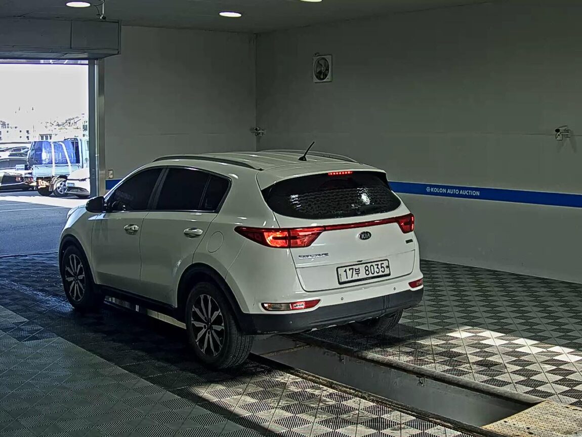 KIA NEW SPORTAGE 1.7 2WD NOBLESSE 2018 - zdjęcie 6