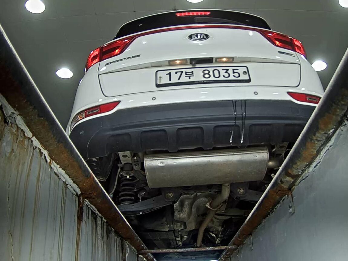 KIA NEW SPORTAGE 1.7 2WD NOBLESSE 2018 - zdjęcie 8
