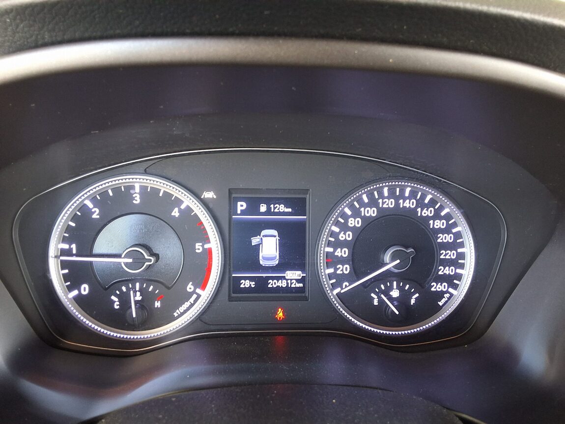 HYUNDAI SANTA FE (TM) R2.0 4WD EXCLUSIVE SPECIAL 2019 - zdjęcie 9