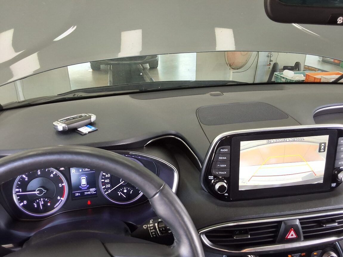 HYUNDAI SANTA FE (TM) R2.0 4WD EXCLUSIVE SPECIAL 2019 - zdjęcie 18